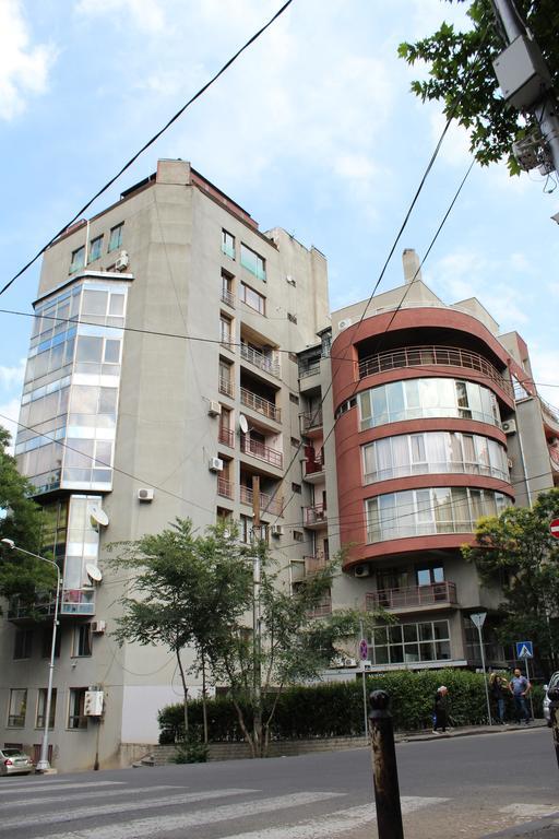 Apartment On Gia Chanturia 5 Tbilisi ภายนอก รูปภาพ